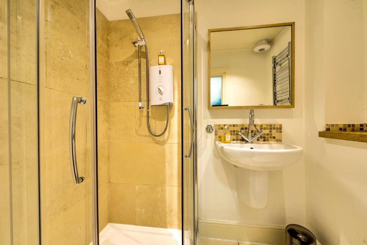 Joivy Charming Apt Close To City Centre Единбург Екстериор снимка